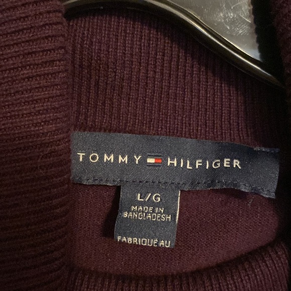 Tommy Hilfiger Women’s Turtleneck Lightweight Sweater - Picture 3 of 6